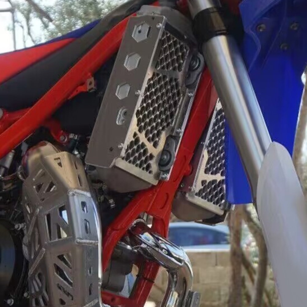 Tank Divider Mesh - Per Beta 2T 250/300 Xtrainer 250/300