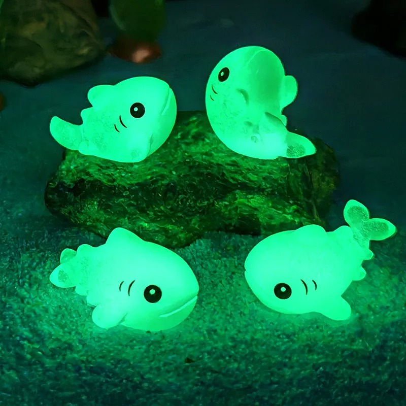 4 Pezzi Ornamento Luminoso a F - Aquarium Fish Shark recensione e prezzo