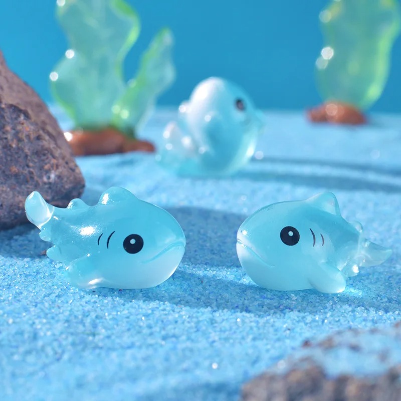 4 Pezzi Ornamento Luminoso a F - Aquarium Fish Shark recensione e prezzo